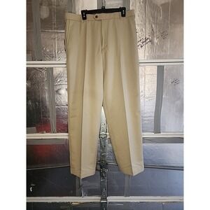 Izod‎ Men's Golf Pants, 36x32, Khaki , New With Tags. Needs Washed.